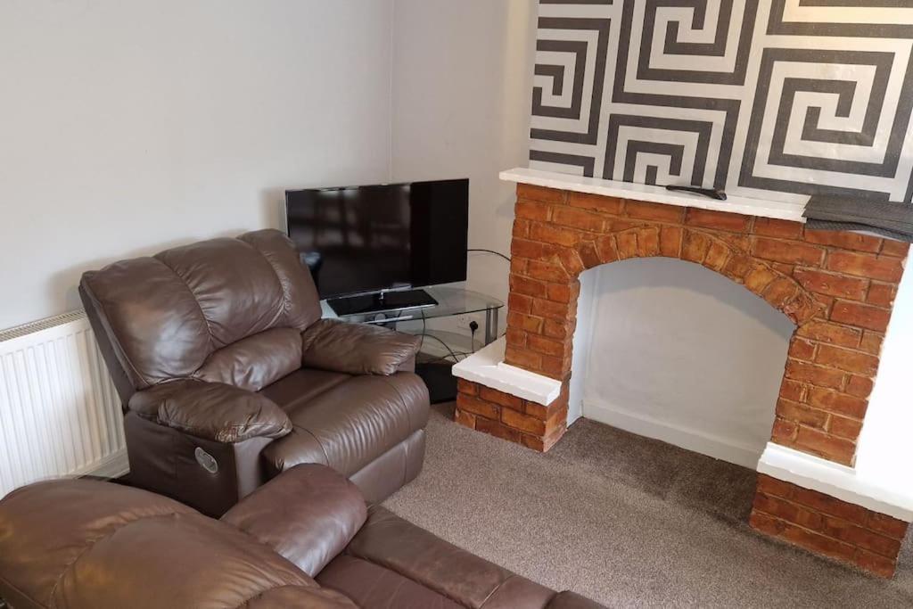 4 Bedroom Perfect Home For The Family Getaway Birmingham Eksteriør billede